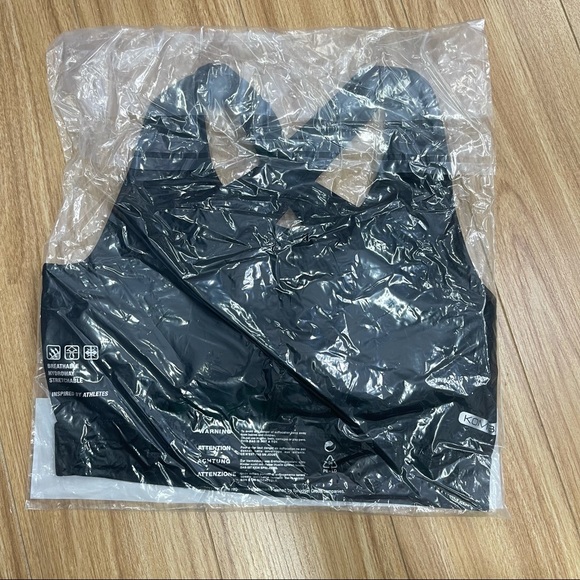 Kappa-Kombat blessy black active bra top - Picture 4 of 4